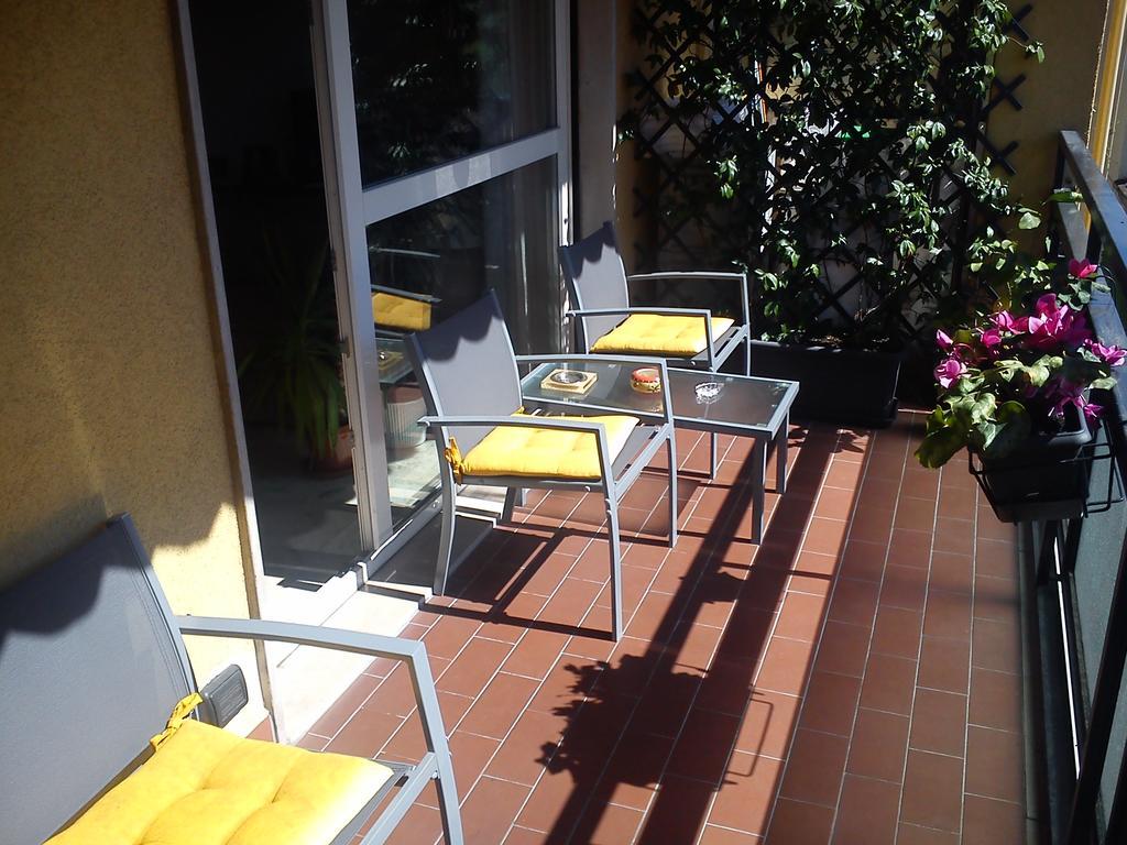 B&B Come A Casa Como Bagian luar foto